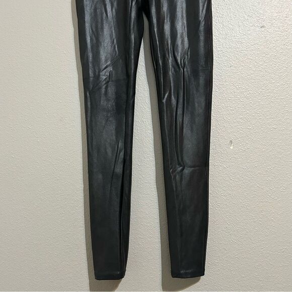 SPANX black faux leather leggings women's size medium - Picture 5 of 10